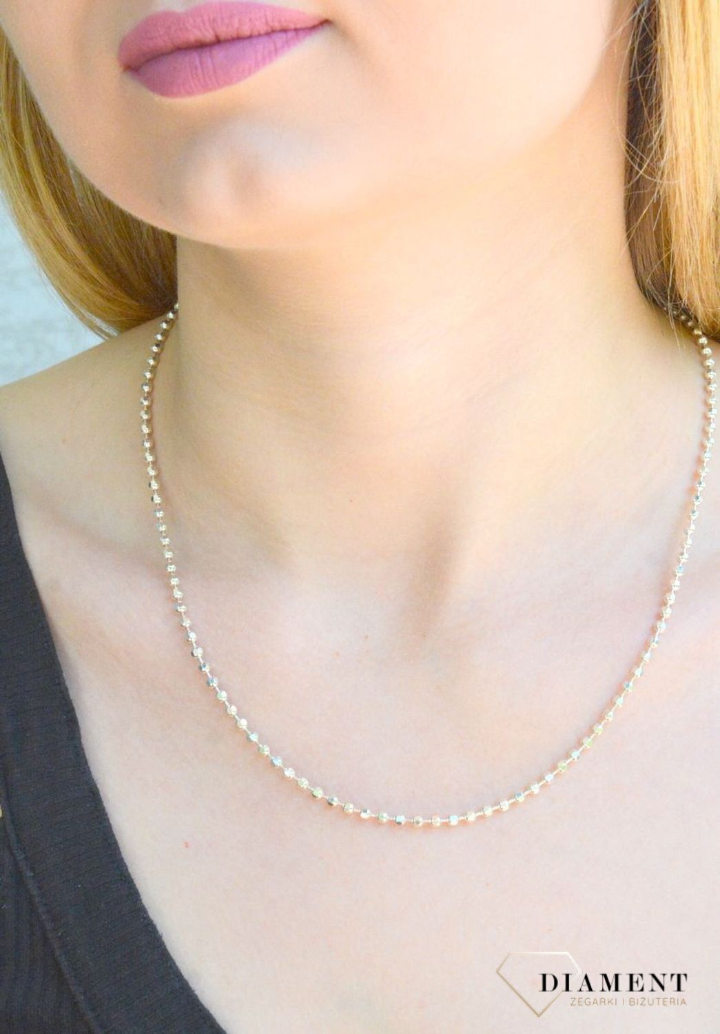 Srebrny łańcuszek 925 ozdobne koraliki 2,7 mm DIA-LAN-5971-925 2,7mm.  Srebrny łańcuszek stanowi idealną oprawę dla rozmaitych modeli wisiorków. Drobne koraliki niezwykle delikatnie prezentują się na kobiecym dekolcie. Idealny (1).jpg